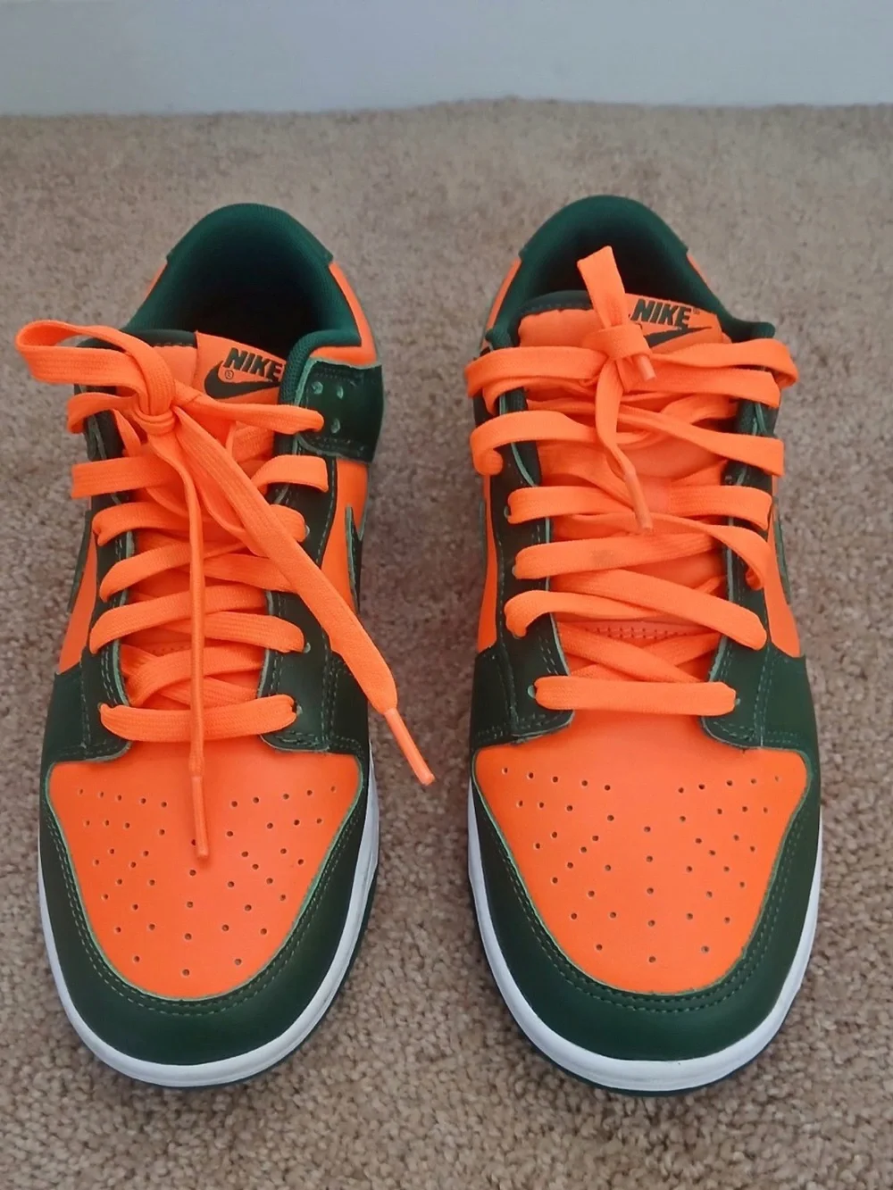 Nike Dunk “Miami Hurricanes”